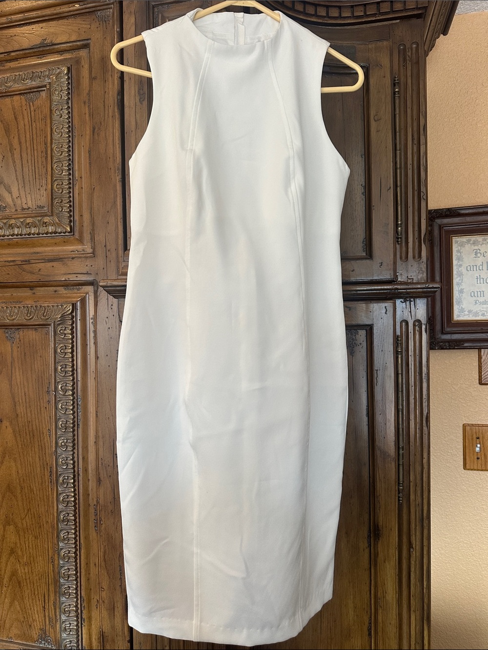 Minimalist Sleeveless creme Midi Dress